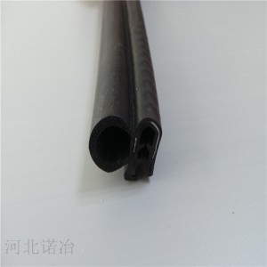 EPDM柔軟發泡橡膠密封條 PVC骨架鋼帶密封條 自加緊式