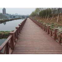 沈陽優良防腐木木棧道供應商，防腐木木棧道批發
